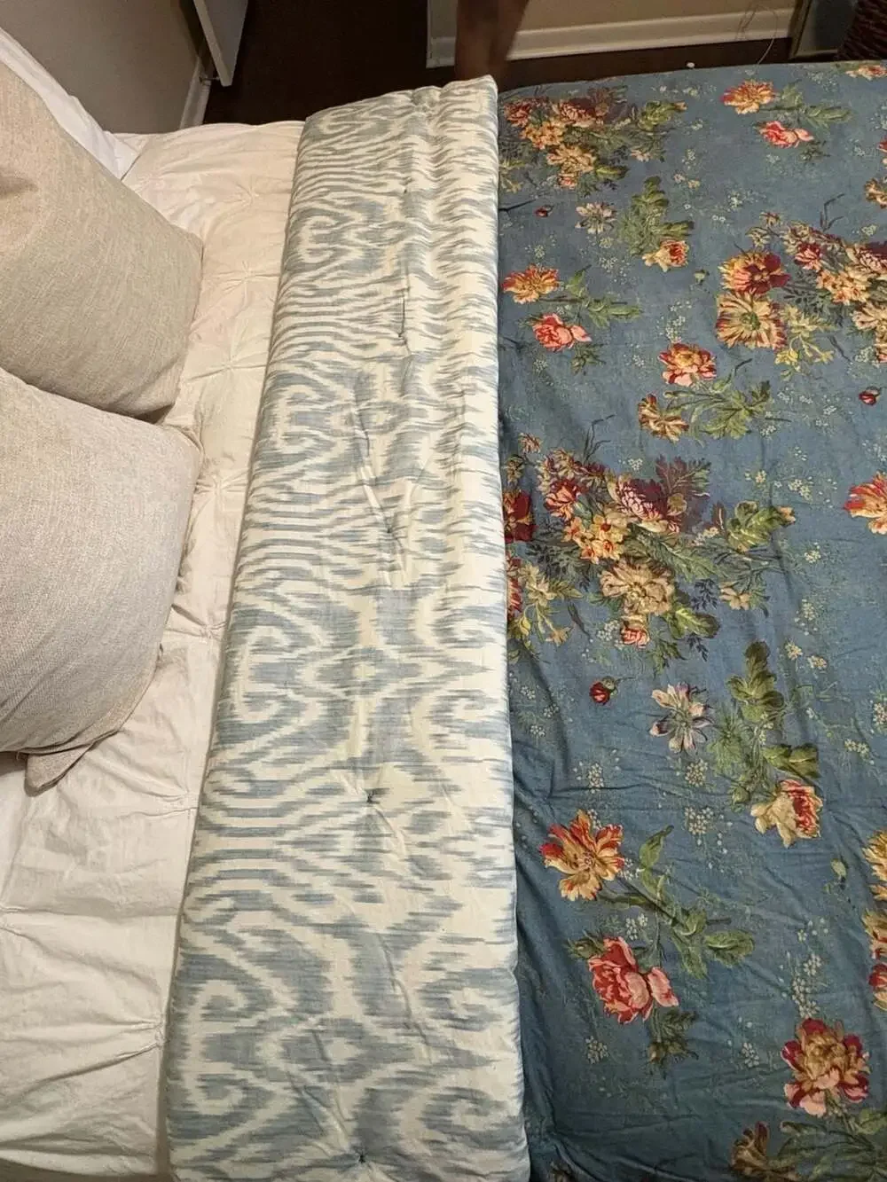 Pottery Barn Meadow Floral Reversible Comforter